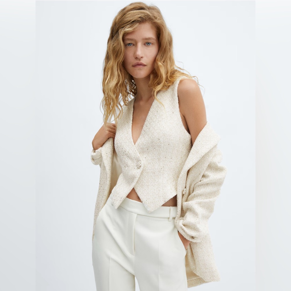 Tweed gilet with jewel button by Mango